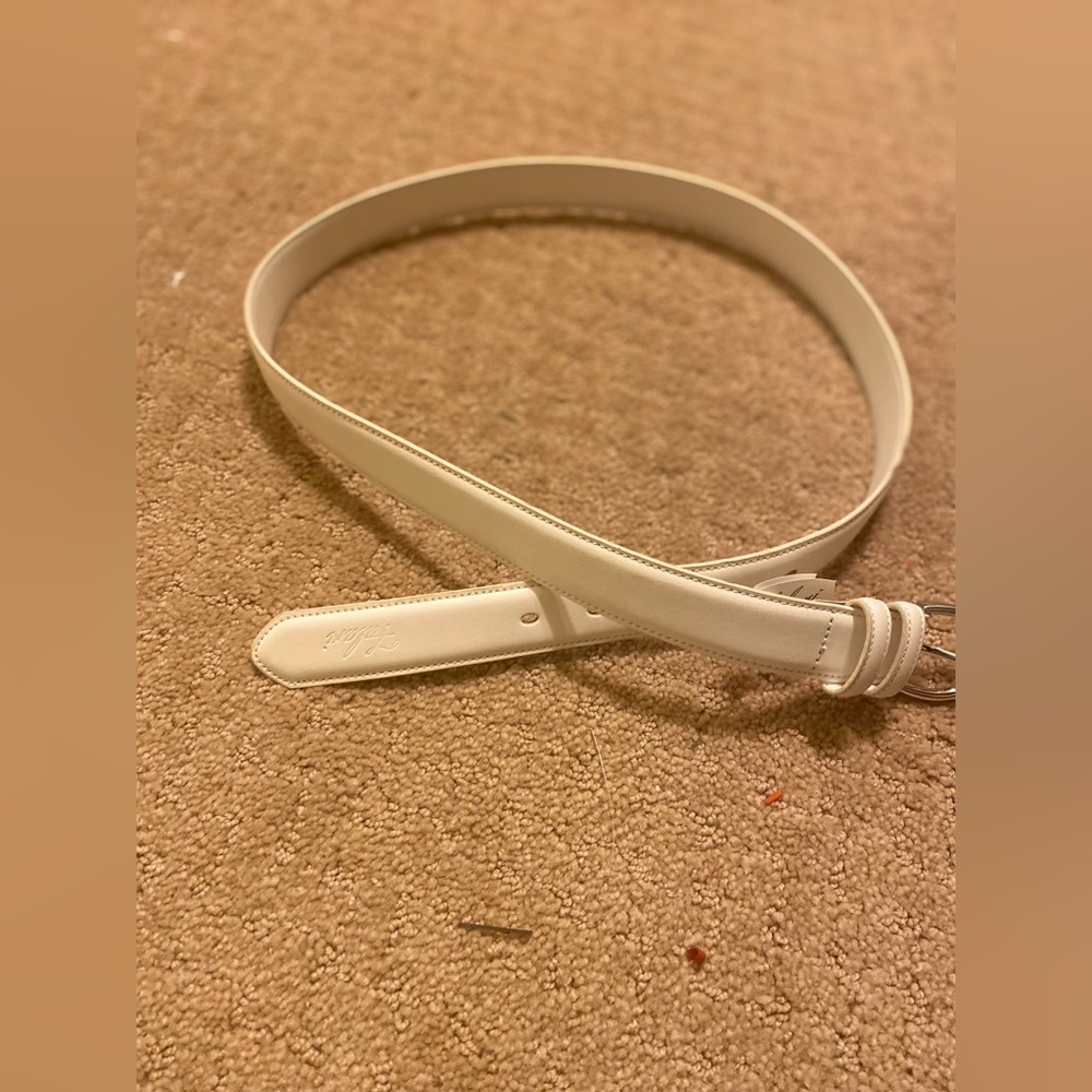 NWOT Falari - Elegant 1”W White Leather Belt, silver buckle, M (fits 34”-36”)